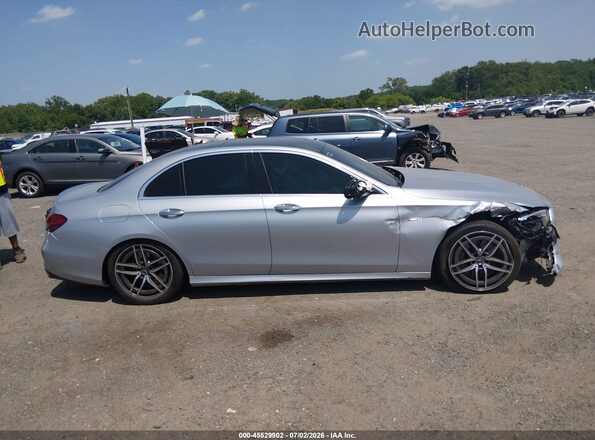 W1KZF6BB5MA873174 2021 MERCEDES-BENZ AMG E 53 Silver Widok wnętrza z tyłu