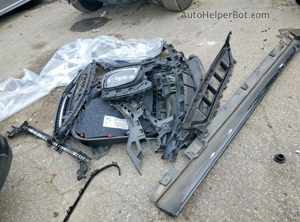 W1KZF8DB1NB090115 2022 MERCEDES-BENZ E Gray Vista del compartimento del motor
