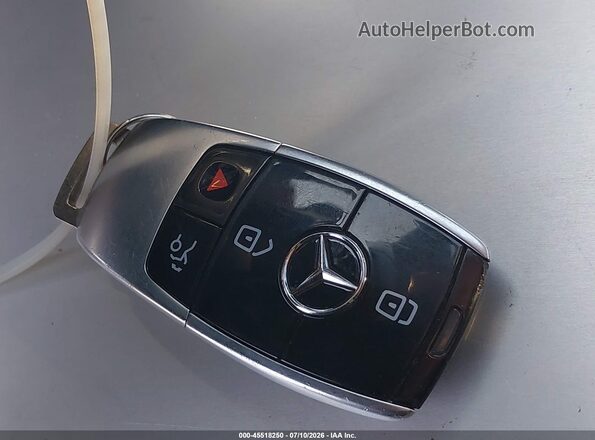 W1KZF8DB3MA967322 2021 MERCEDES-BENZ E-CLASS Черный Вид панели приборов