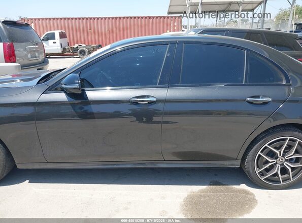 W1KZF8DB3MA967322 2021 MERCEDES-BENZ E-CLASS Черный Панорамный вид салона 360°
