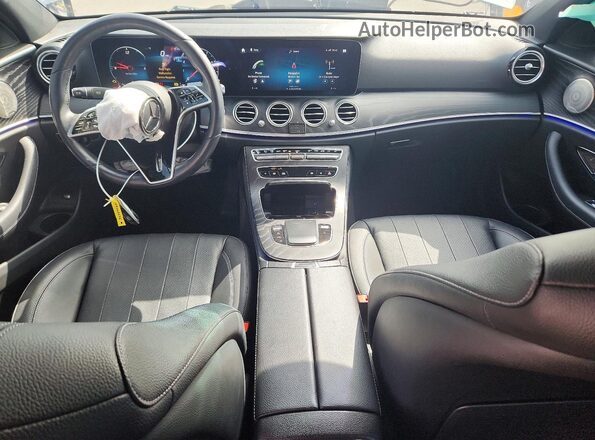 W1KZF8DB9MA947074 2021 MERCEDES-BENZ E Silver Առջևի վահանակի տեսք