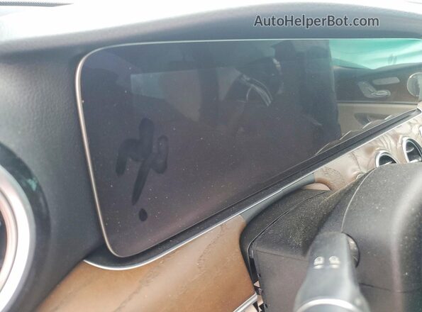 W1KZF8EB6LA759223 2020 MERCEDES-BENZ E White Vista del cuadro de instrumentos
