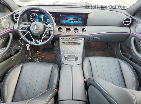 W1KZF8EB6MA909025 2021 MERCEDES-BENZ E Black Vista del salpicadero