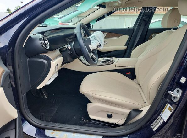 W1KZF8EBXLA759323 2020 MERCEDES-BENZ E Синий Вид салона спереди