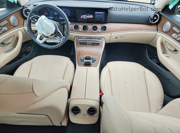 W1KZF8EBXLA759323 2020 MERCEDES-BENZ E Синий Вид панели приборов