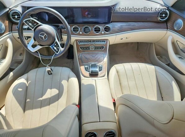 W1KZH6JB8LA826439 2020 MERCEDES-BENZ E Silver Вид панелі приладів