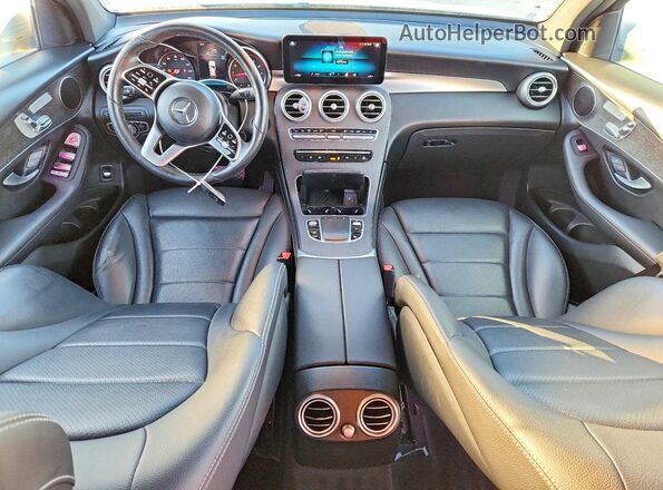 W1N0G8DB0LF758887 2020 MERCEDES-BENZ GLC-CLASS Серебряный Вид панели приборов