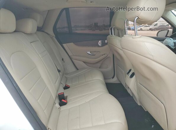 W1N0G8DB5LF857642 2020 MERCEDES-BENZ GLC-CLASS White Rear interior view