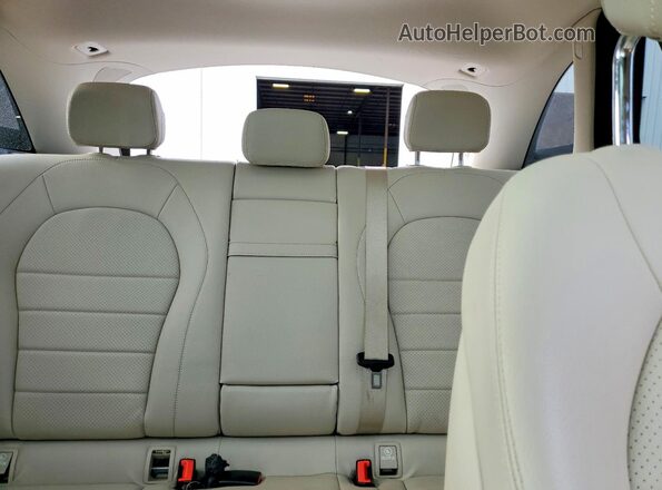 W1N0G8DB5MV266038 2021 MERCEDES-BENZ GLC-CLASS Silver Rear seats view