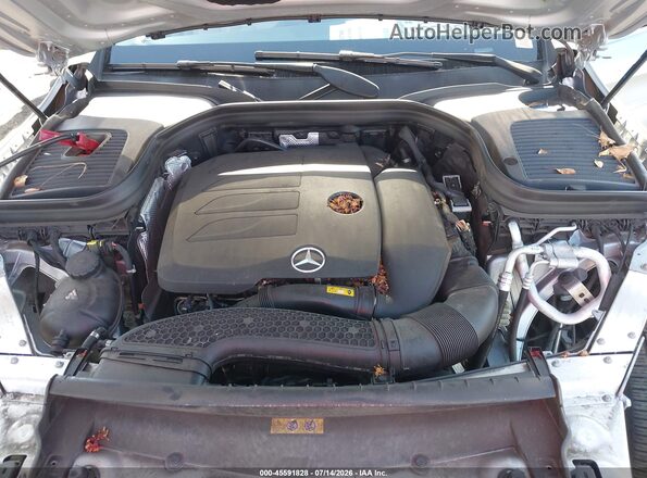 W1N0G8DB5NG091618 2022 MERCEDES-BENZ GLC 300 Silver Հետևի տեսք