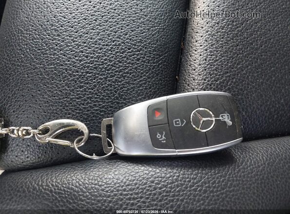 W1N0G8DB9LF762002 2020 MERCEDES-BENZ GLC 300 White Vista del salpicadero