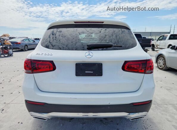 W1N0G8DB9MV262834 2021 MERCEDES-BENZ GLC-CLASS White Հետևի տեսք