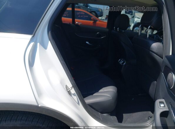 W1N0G8DBXMV265077 2021 MERCEDES-BENZ GLC 300 White VIN կոդի պիտակի տեսք