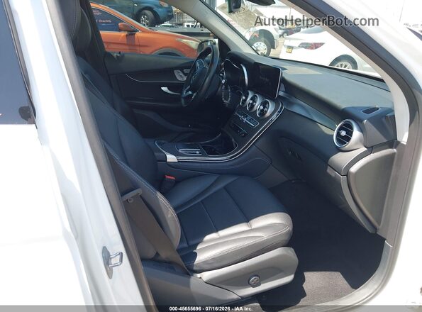 W1N0G8DBXMV265077 2021 MERCEDES-BENZ GLC 300 White Սալոնի դիմացի տեսք