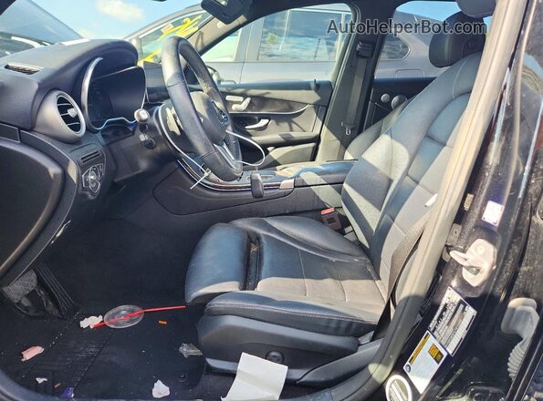 W1N0G8EB1LF810686 2020 MERCEDES-BENZ GLC-CLASS Black Вид салону спереду