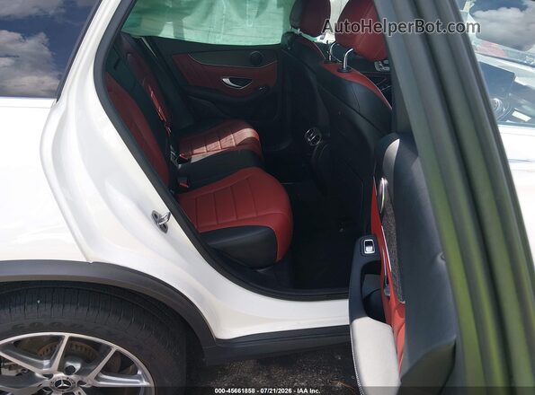 W1N0G8EB2NV379803 2022 MERCEDES-BENZ GLC 300 White VIN sticker view