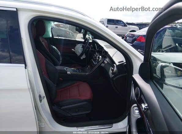 W1N0G8EB2NV379803 2022 MERCEDES-BENZ GLC 300 White Front interior view