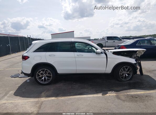 W1N0G8EB2NV379803 2022 MERCEDES-BENZ GLC 300 White Rear interior view