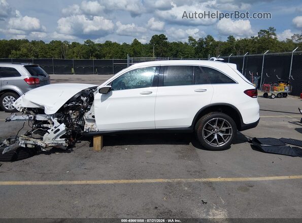W1N0G8EB2NV379803 2022 MERCEDES-BENZ GLC 300 White 360 interior view