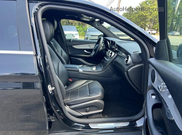 W1N0G8EB3NG093124 2022 MERCEDES-BENZ GLC-CLASS Black Դիմացի տեսք