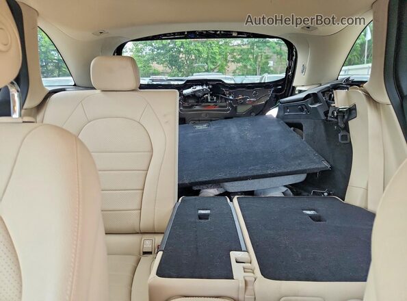 W1N0G8EB4NV383030 2022 MERCEDES-BENZ GLC-CLASS Черный Вид задних сидений