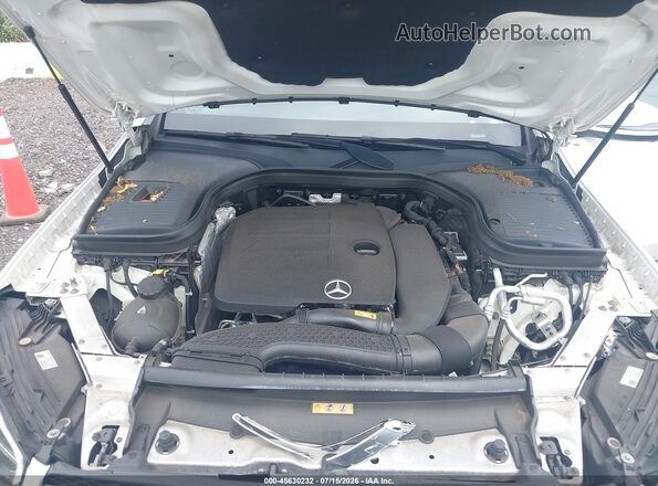 W1N0G8EB5MV284960 2021 MERCEDES-BENZ GLC 300 White Widok z tyłu