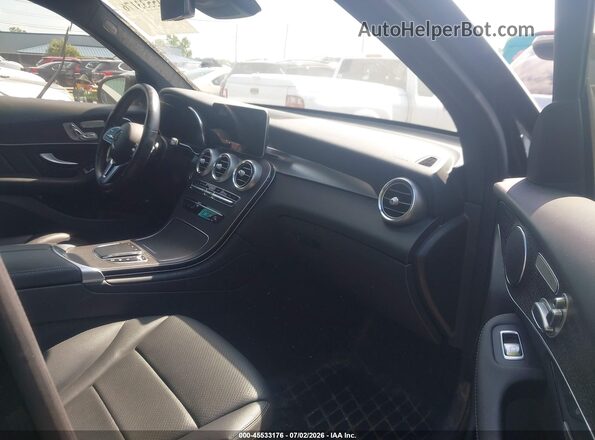 W1N0G8EB5NG115687 2022 MERCEDES-BENZ GLC 300 Черный Вид салона спереди