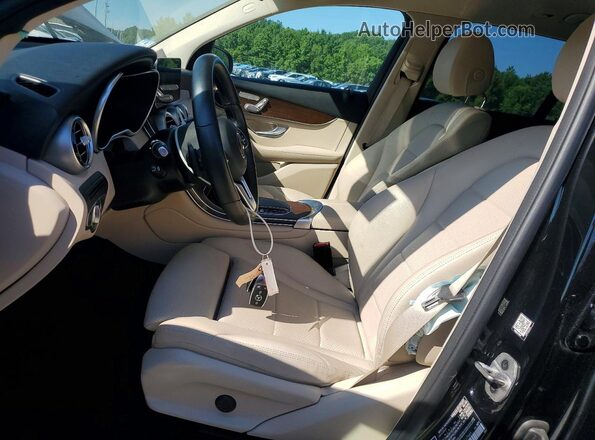 W1N0G8EB5NG117665 2022 MERCEDES-BENZ GLC-CLASS Черный Вид салона спереди