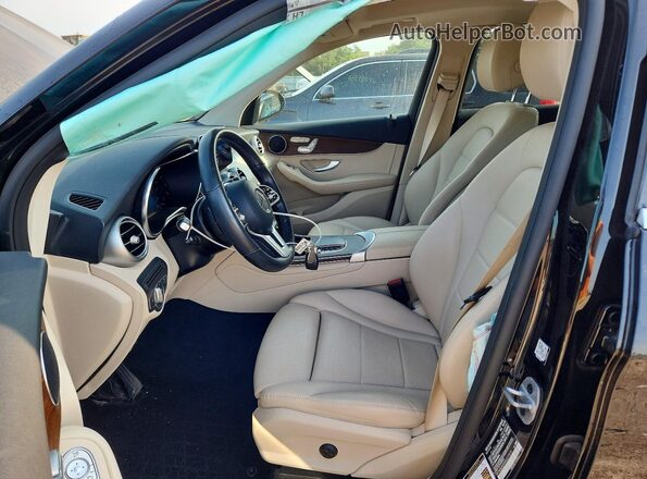 W1N0G8EB5NV377673 2022 MERCEDES-BENZ GLC-CLASS Black Вид салону спереду