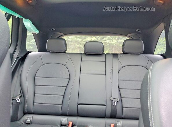 W1N0G8EB6NG057833 2022 MERCEDES-BENZ GLC-CLASS Silver Vista de los asientos traseros