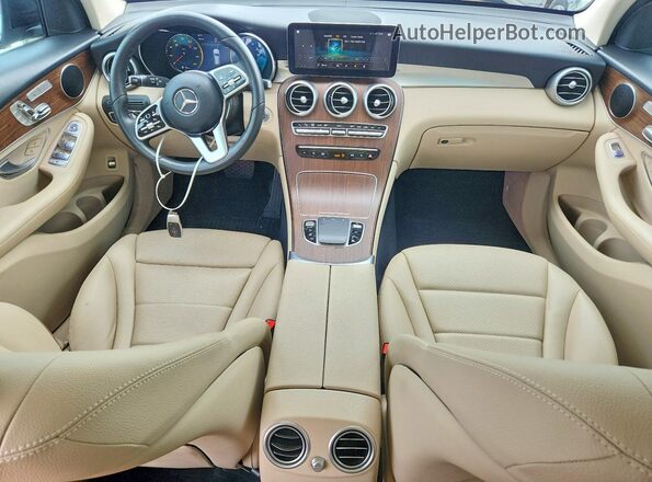 W1N0G8EB7MF900703 2021 MERCEDES-BENZ GLC-CLASS White წინა პანელის ხედი