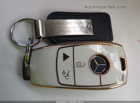 W1N0G8EB8MF868912 2021 MERCEDES-BENZ GLC 300 Black Առջևի վահանակի տեսք