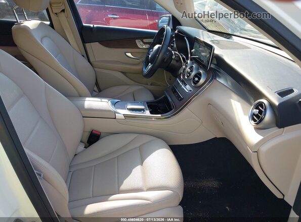 W1N0G8EBXNV363851 2022 MERCEDES-BENZ GLC 300 White Vista interior delantera