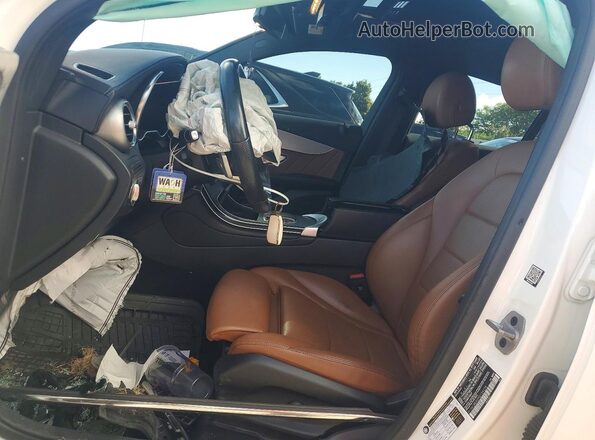 W1N0J8EB2PG134038 2023 MERCEDES-BENZ GLC-CLASS White Вид салону спереду