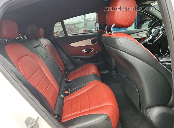 W1N0J8EB9MF939813 2021 MERCEDES-BENZ GLC-CLASS White Սալոնի հետևի տեսք