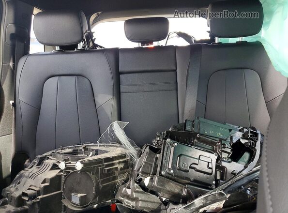 W1N4M4GB1SW409976 2025 MERCEDES-BENZ GLB-CLASS Black Rear seats view