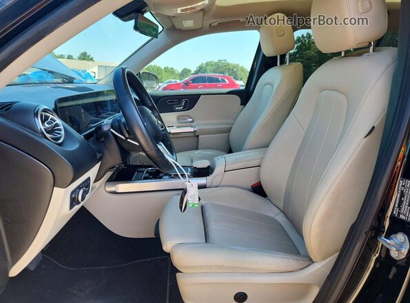W1N4M4GB8MW128325 2021 MERCEDES-BENZ GLB-CLASS Black Front interior view