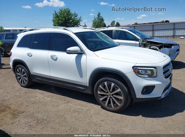 W1N4M4HB1NW204094 2022 MERCEDES-BENZ GLB-CLASS White Սալոնի 360 աստիճան տեսք