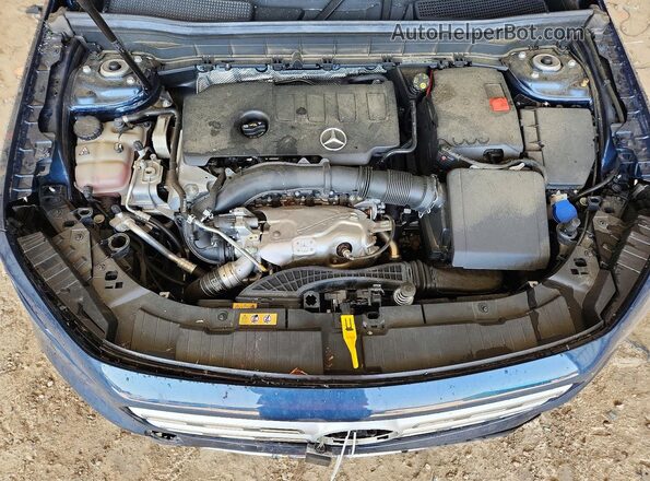 W1N4M4HB1NW239654 2022 MERCEDES-BENZ GLB-CLASS Blue Engine compartment view