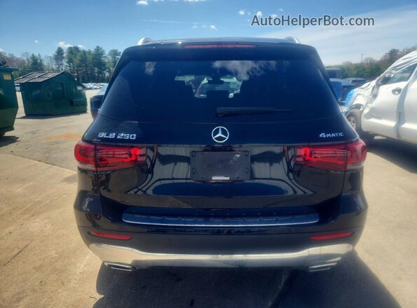 W1N4M4HB1PW333049 2023 MERCEDES-BENZ GLB-CLASS Black Widok z tyłu