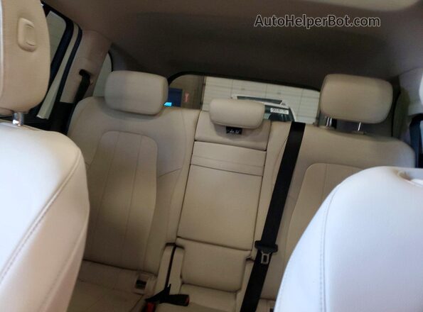W1N4M4HB2LW041629 2020 MERCEDES-BENZ GLB-CLASS White Հետևի նստատեղերի տեսք