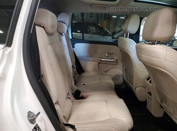 W1N4M4HB2LW041629 2020 MERCEDES-BENZ GLB-CLASS White Սալոնի հետևի տեսք