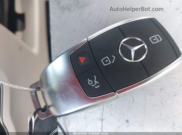 W1N4M4HB2SW399361 2025 MERCEDES-BENZ GLB-CLASS White Widok deski rozdzielczej