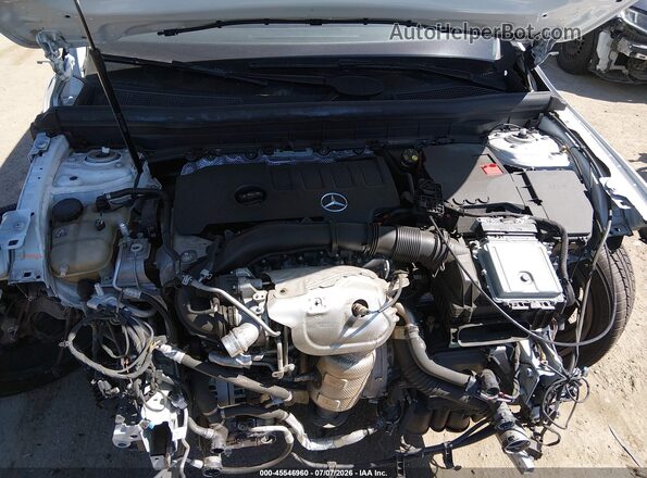 W1N4M4HB3NW201987 2022 MERCEDES-BENZ GLB-CLASS White Rear view