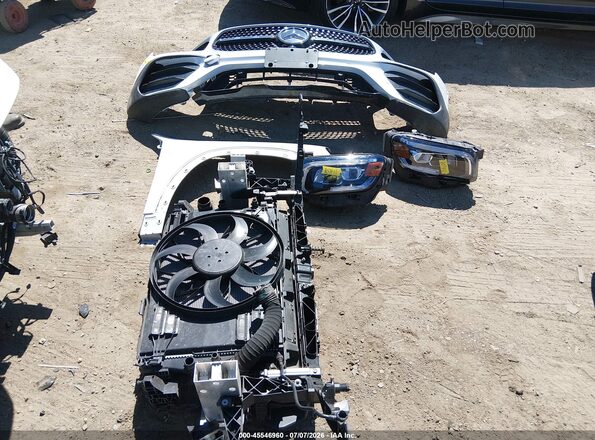 W1N4M4HB3NW201987 2022 MERCEDES-BENZ GLB-CLASS White Instrument cluster view