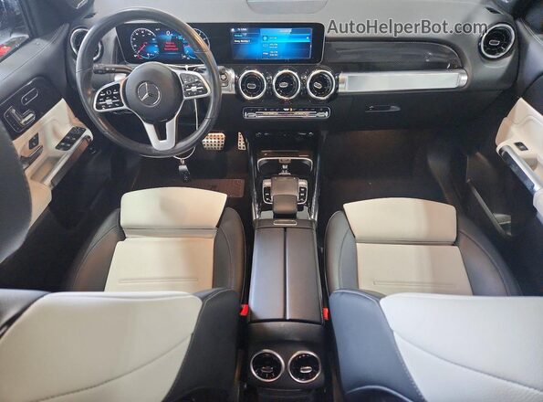 W1N4M4HB4LW017977 2020 MERCEDES-BENZ GLB-CLASS White Առջևի վահանակի տեսք