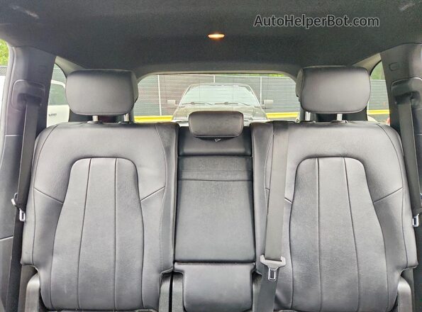 W1N4M4HB5LW024873 2020 MERCEDES-BENZ GLB-CLASS Gray Vista de los asientos traseros