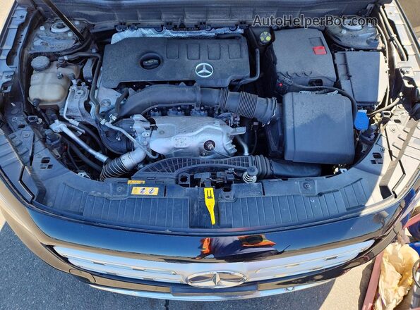 W1N4M4HB5LW028289 2020 MERCEDES-BENZ GLB-CLASS Black ძრავის განყოფილების ხედი
