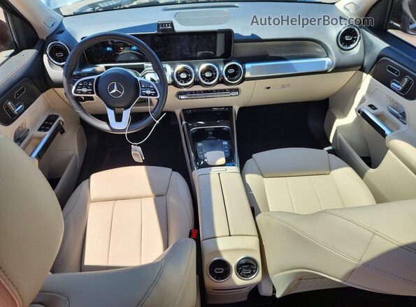 W1N4M4HB5MW078241 2021 MERCEDES-BENZ GLB-CLASS Black Առջևի վահանակի տեսք