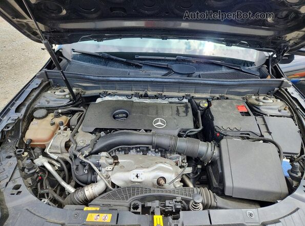W1N4M4HB6LW037079 2020 MERCEDES-BENZ GLB-CLASS Black ძრავის განყოფილების ხედი